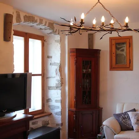 Losinj بيت للعطل *